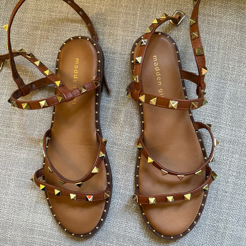 Steve Madden New size 8 Sandals